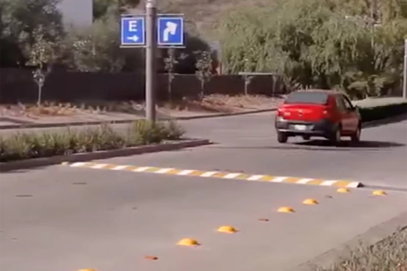 VIDEO | Ovo je najpošteniji ležeći policajac na svijetu 