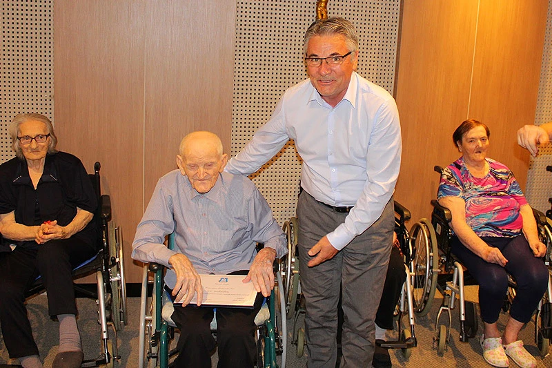Gruđanin Petar Braćić proslavio stoti rođendan