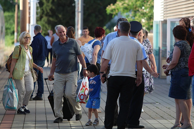 Čak 36% građana napustilo bi BiH da za to ima priliku