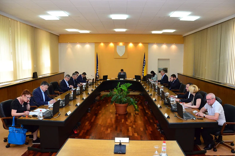 Fiktivna preseljenja Vlade FBiH već su skupo koštala građane