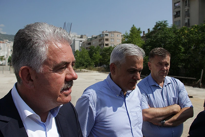 Mostar: Nama postaje podzemna garaža