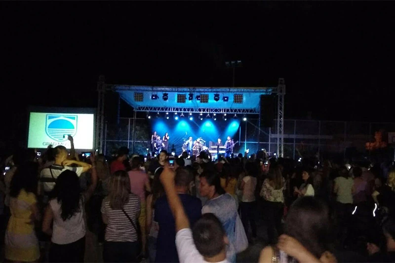 Željko Bebek i Gazde priredili u Potocima koncert za pamćenje