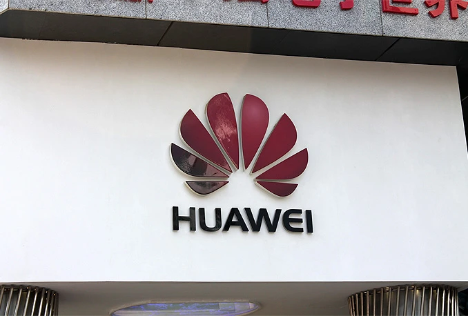Huawei Mate 10 stiže s četiri kamere i tankim rubovima oko ekrana?