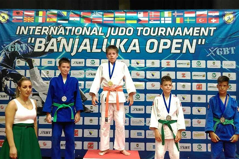 Neretva u punom sjaju i na kraju sezone sa 21 medaljom i 2 pehara