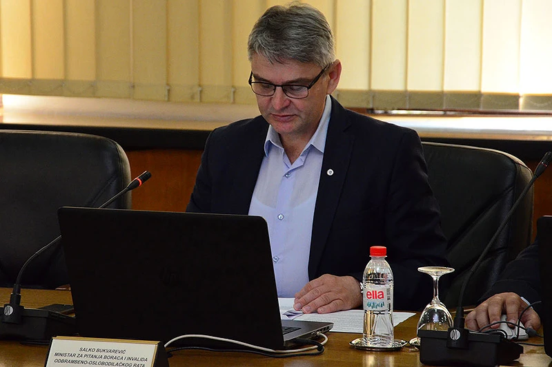 Bukvarević i Novalić: Zahtjev za braniteljskim dodatkom je nerealan