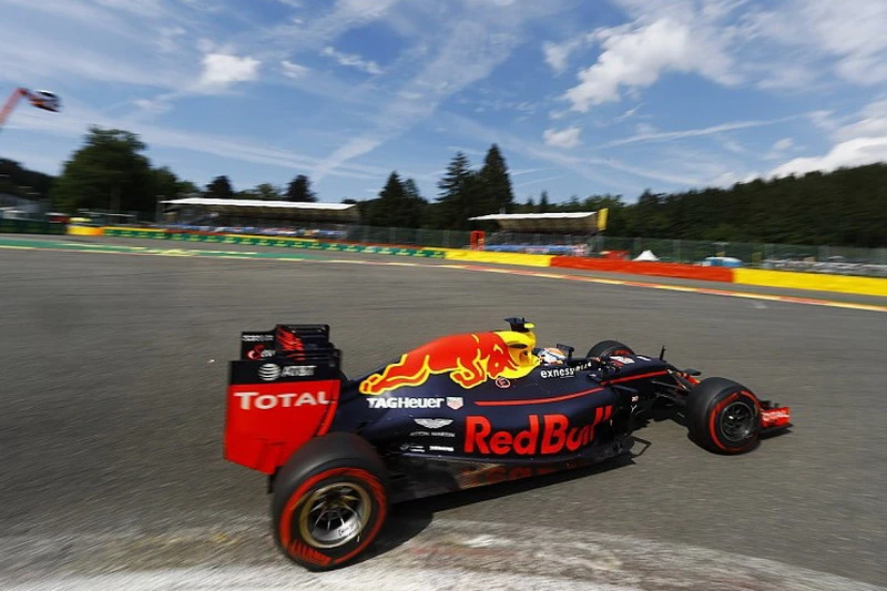 Red Bull najbrži na otvaranju vikenda u Bakuu