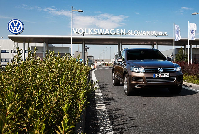 Tisuće radnika VW-a štrajka: Tražimo veće plaće