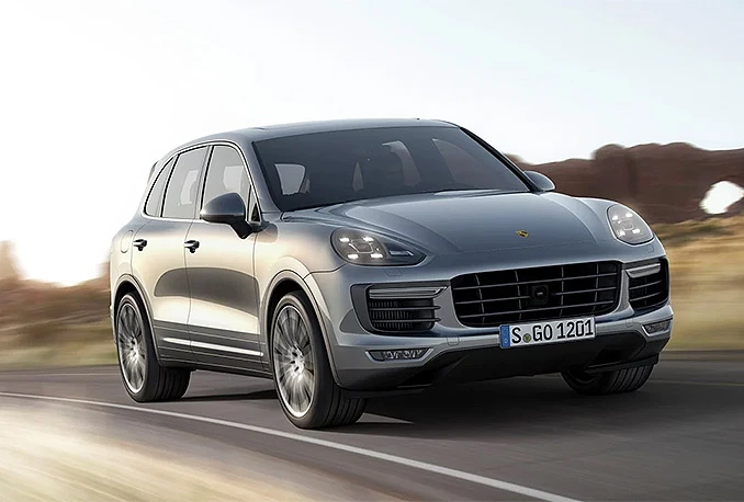 Primanje mita: Državni službenik na sudu zbog  Porsche Cayenne