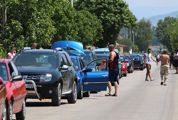 Produženi vikend: Sve veća čekanja na granicama u BiH