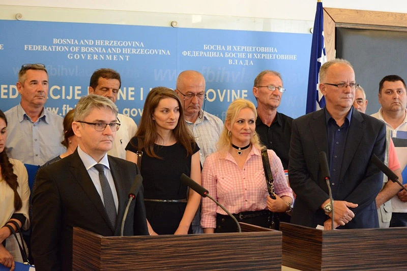 Bukvarević potpisao ugovore s braniteljskim zadrugama vrijedne 404.000 KM