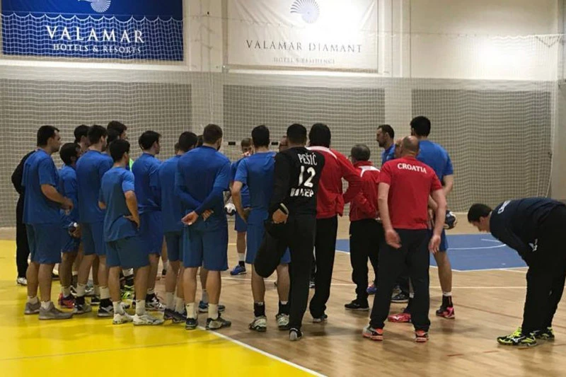 Hrvatski rukometaši krenuli na druge pripreme u Poreč