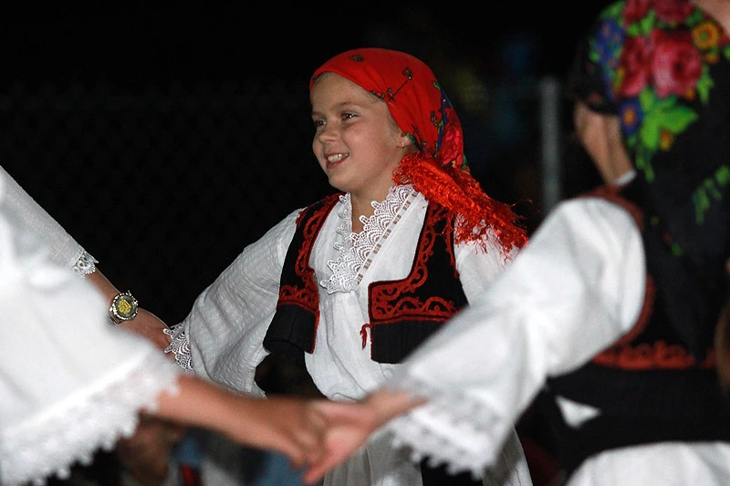 U Uzarićima održana jubilarna 10. večer folklora ''Vrati nam se običaju stari''