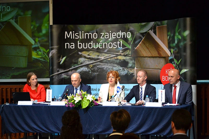 UniCredit Bank proširuje svoje usluge pripajanjem UniCredit Leasinga