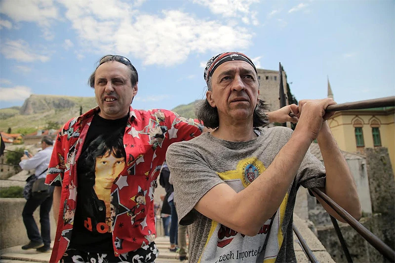Sexon: Današnji političari smješniji su od Nadrealista