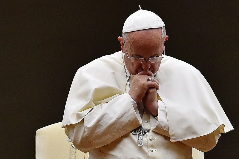 Papa Franjo se pomolio za žrtve napada u Londonu