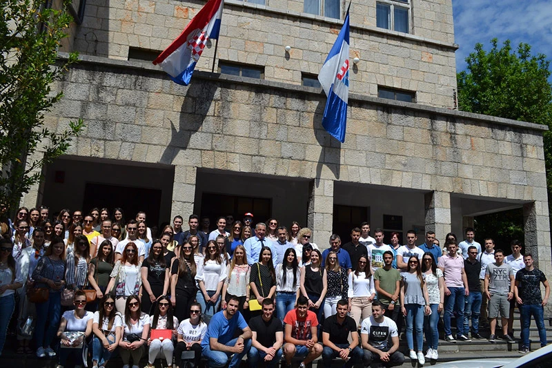 Oko 100 studenata mostarskoga Sveučilišta posjetilo Široki Brijeg