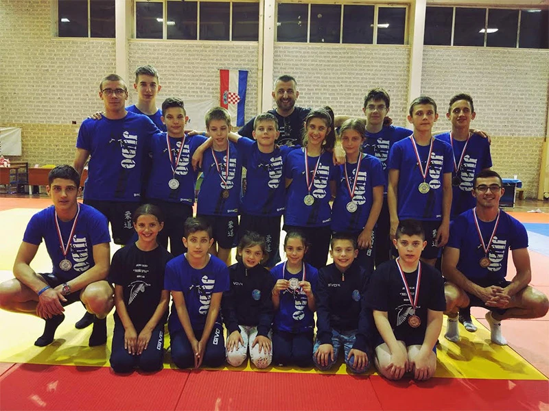 Mostarski 'Galebovi' s mora donijeli 10 medalja