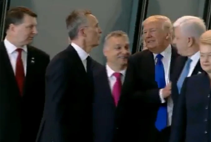 Amerikanci traže da se Trump ispriča Dušku Markoviću zbog naguravanja