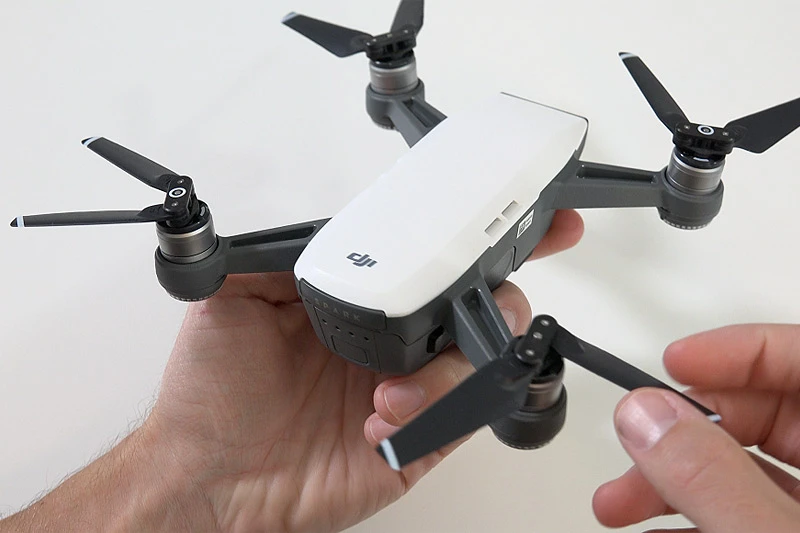 DJI predstavio dron specijaliziran za selfije
