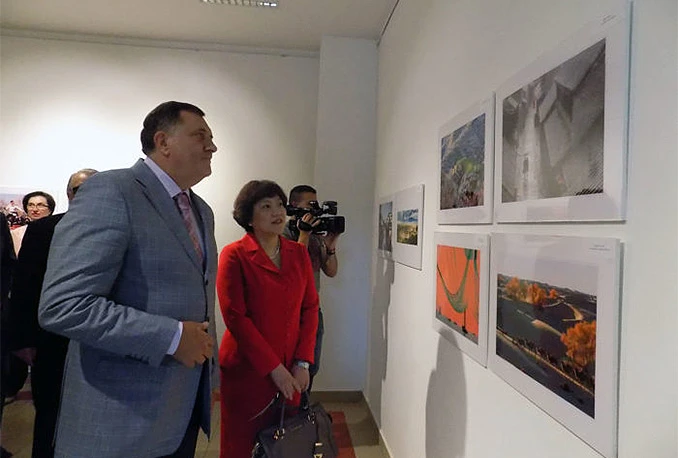 Dodik: Nemam ništa zeleno, pa ni čarape