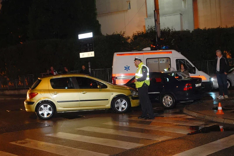 U prometnoj nesreći ozlijeđena tri pješaka