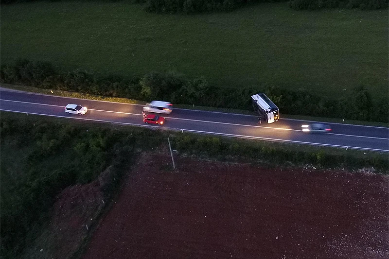 Još jedno prevrtanje autobusa na hercegovačkim cestama