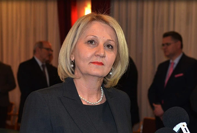 Devedesetka od Borjane Krišto traži katolički oprost