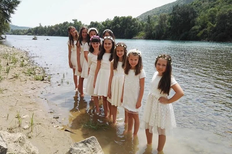 VIDEO | Mama hvala ti za sve - Pjesma na dar za Majčin dan