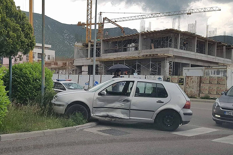 Mostar: U prometnoj nesreći ozlijeđena jedna osoba