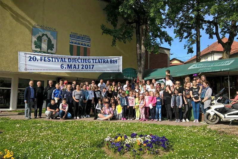 eMTeeM se u Mostar vratio s dvije nagrade