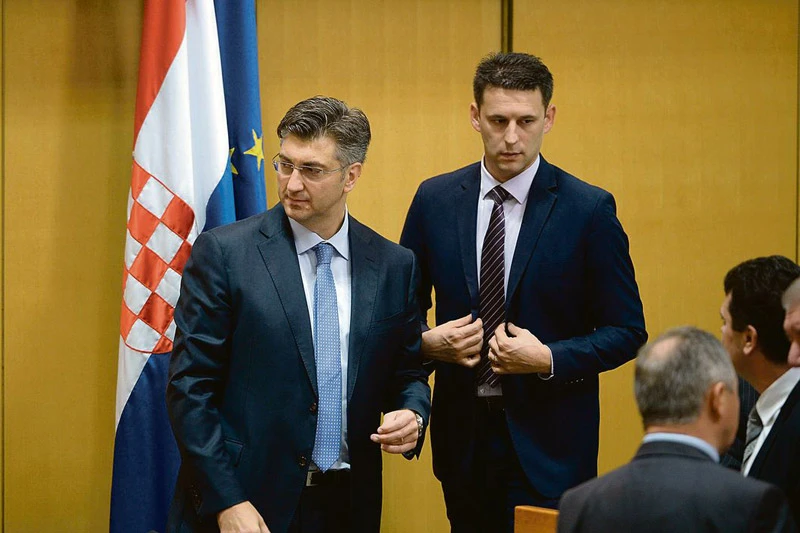 Plenković: Most je, nastojeći ušićariti pred izbore, sjeo u vlak SDP-a