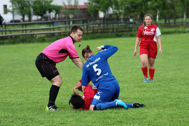 Brutalna tučnjava na susretu Prve ženske lige Federacije BiH