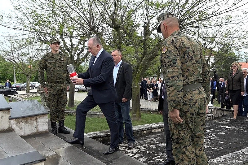 U Pologu obilježena 26. obljetnica zaustavljanja tenkova JNA