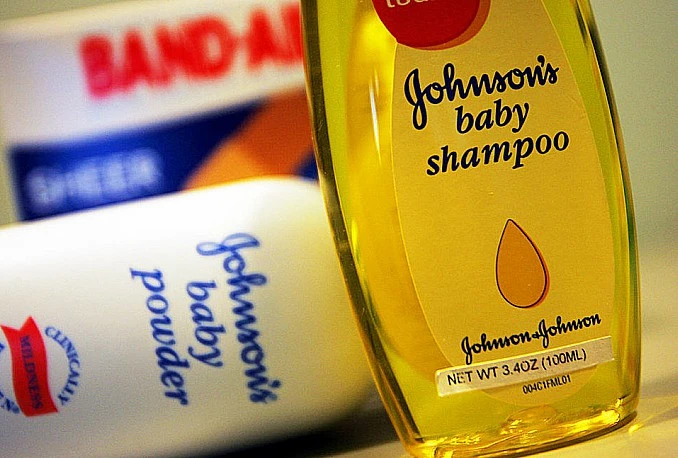 Johnson&Johnson's mora platiti odštetu od 110,5 milijuna dolara oboljeloj ženi