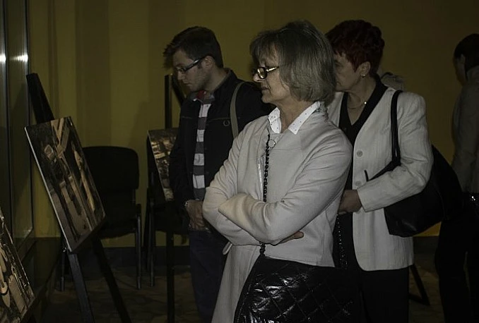 VIDEO | U Konjicu otvorena izložba fotografija autora Hidajeta Delića