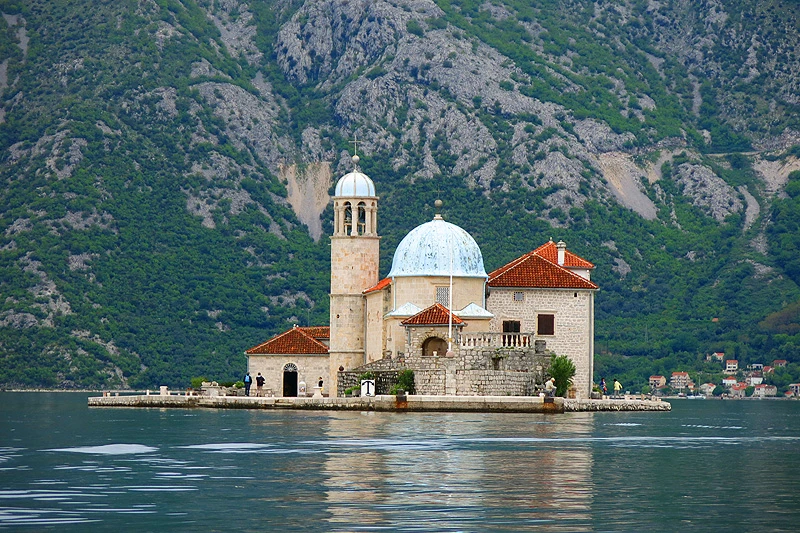 Rusi ne odustaju od ljetovanja u Crnoj Gori