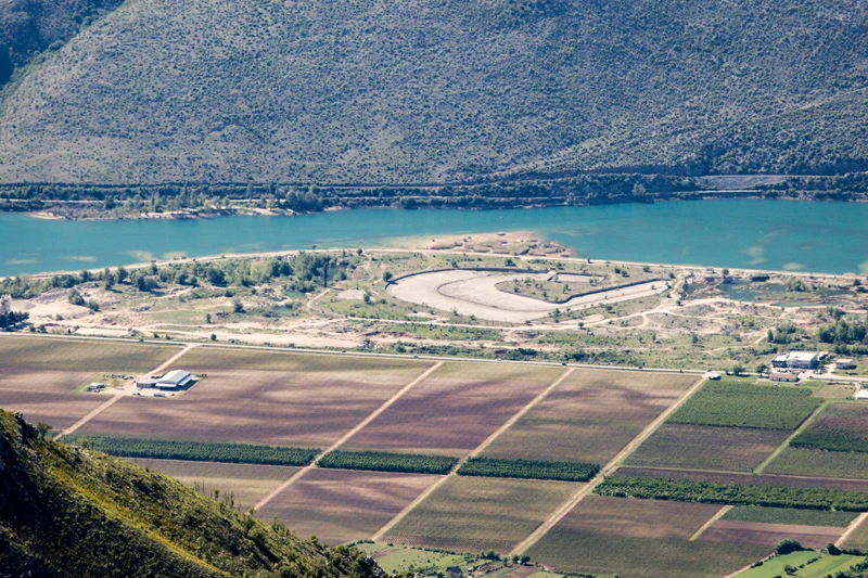 Od ogromnog bazena u Vrapčićima ostalo samo sjećanje