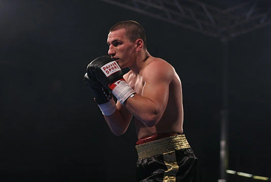 Emil Markić na Novom Zelandu za WBO titulu protiv Umara Salamova