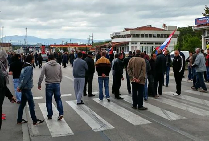 U Grudama u potpunosti blokirana granica, na Kamenskom nema blokade