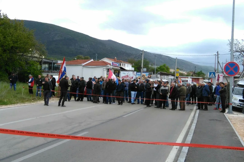 Blokiran granični prijelaz u Grudama