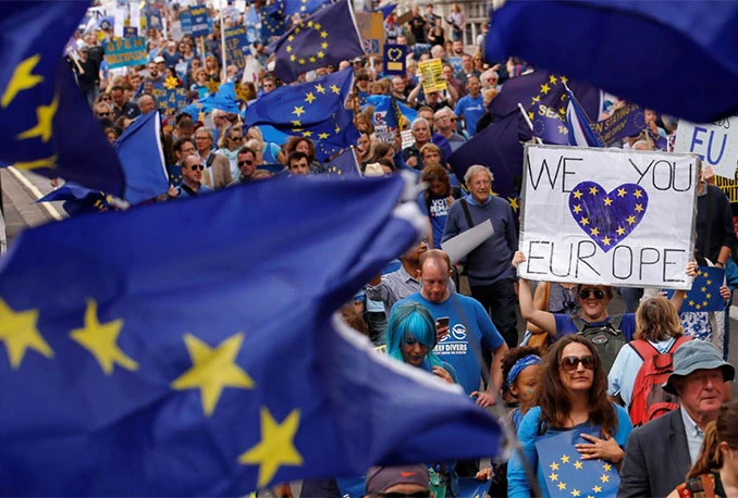 Britanija će morati plaćati obveze prema Bruxellesu