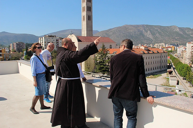 VIDEO | Sve je spremno za ogled  'Humanih zvijezda' i reprezentacije Dompesa