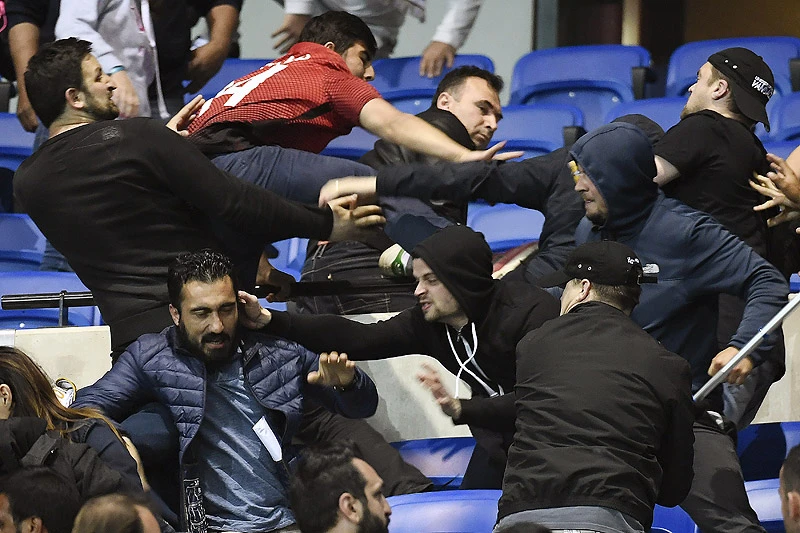UEFA uvjetno izbacila Lyon i Bešiktaš  iz europskih kupova