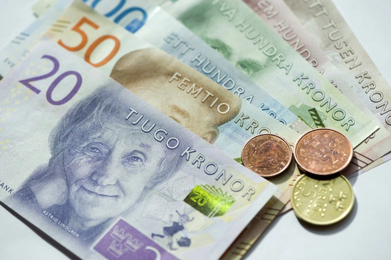 Starac pokušao nezakonito iznijeti švedske krune iz BiH