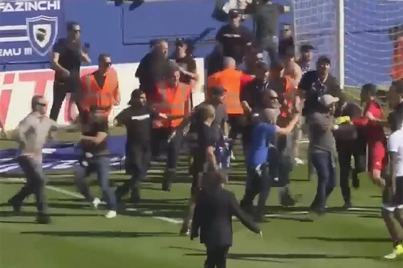 VIDEO | Opet neredi na utakmici Lyona