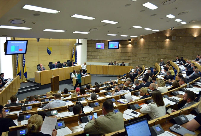 Parlamentarci raspravljaju o biomedicinski potpomognutoj oplodnji