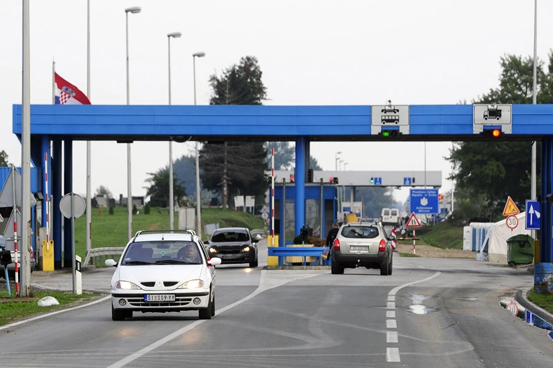 Na granicama nema dužih zadržavanja