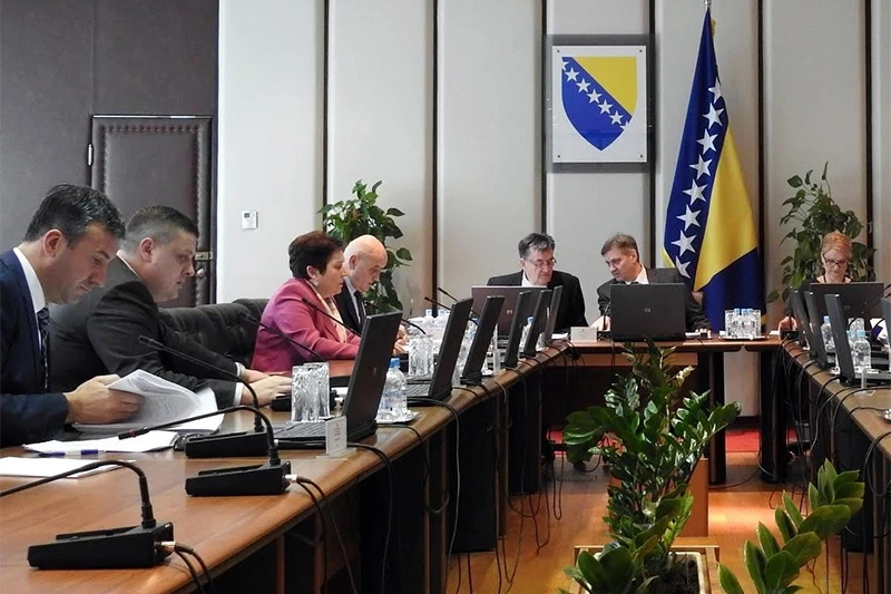 Zarobljeno Vijeće ministara