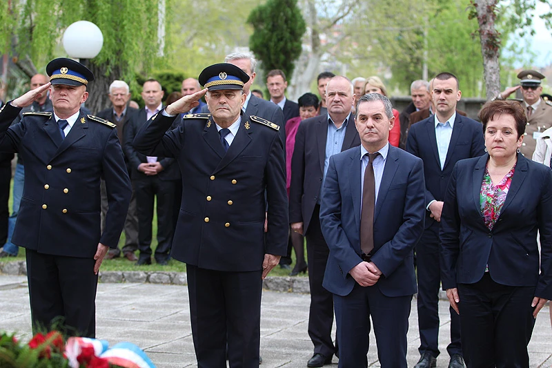 Čović u Čapljini postrojava svečani ešalon Oružanih snaga BiH