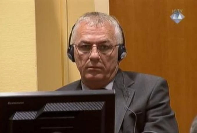 Pušić nije bio nadređen zapovjednicima i stražarima